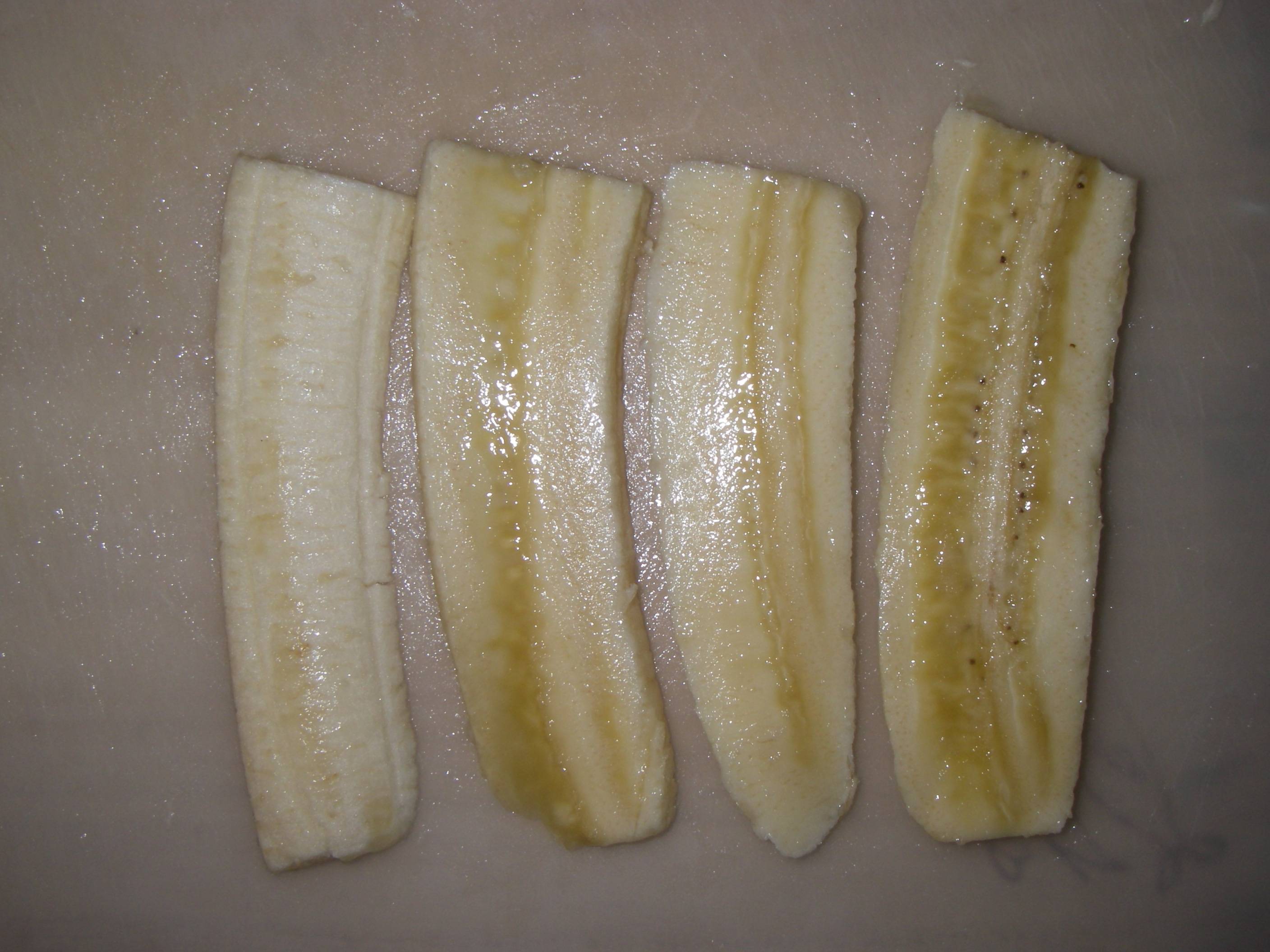 干しバナナの作り方　バナナの切り方　縦切り